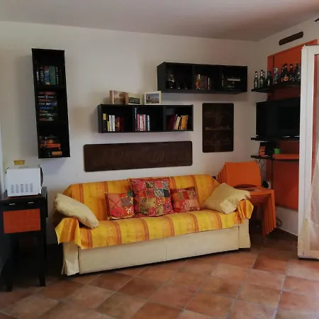 Borgo Cadelazzino 度假居 *